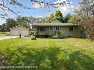 774 S Gale Rd, Eaton Rapids, MI 48827