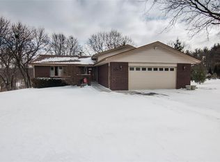 10213 Kings Ct, Roscoe, IL