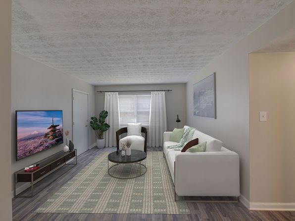 854 Sheppard Rd #1103