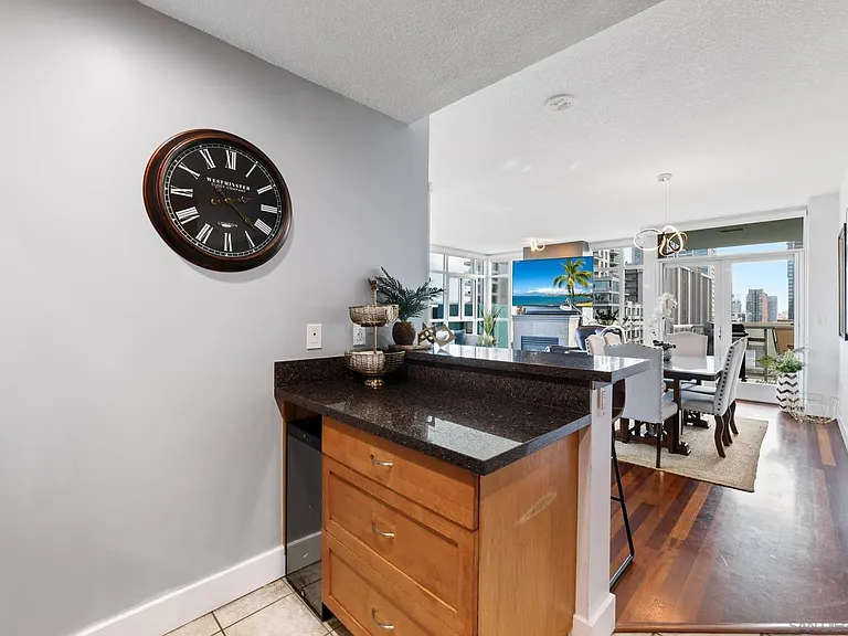 850 Beech St #511 — Photo 12