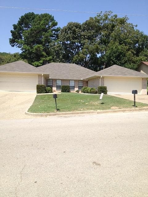 1st image of 2511 Westminster Dr