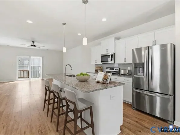 11317 Magill Terrace Dr, Chester, VA 23831