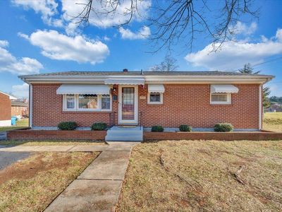 5001 Hazelridge Rd NW, Roanoke, VA, 24012