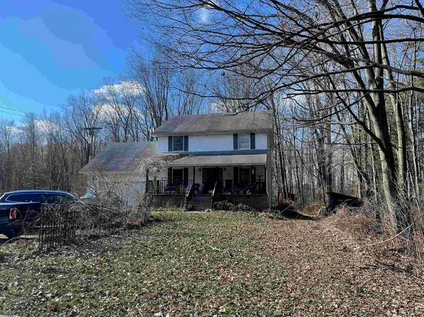 7231 Trumble Rd, Saint Clair, MI 48079