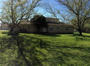 202 Hix Rd, Cleburne, TX 76031