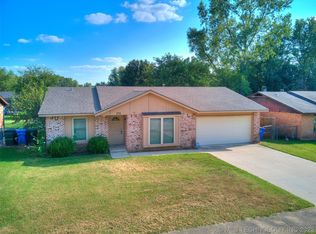 201 W Delmar St, Broken Arrow, OK 74012