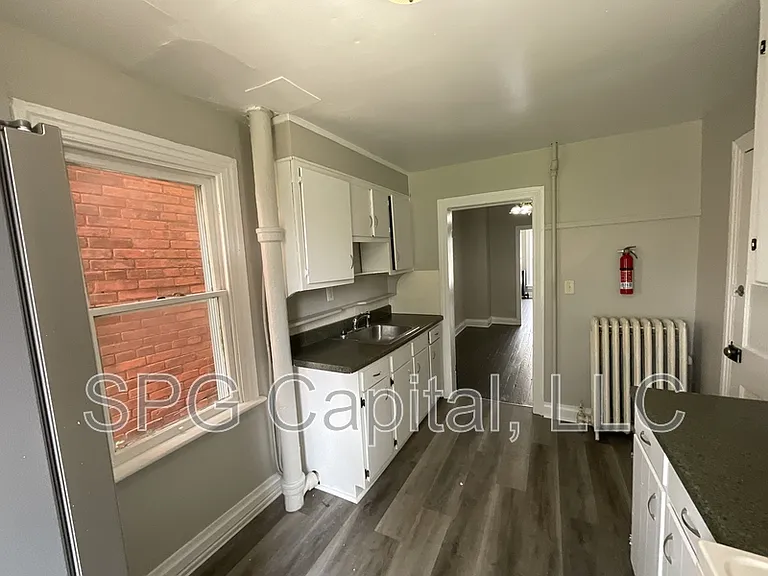 324 N Franklin St #1/2 — Photo 5