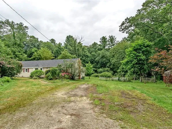 48 Red Bridge Road, Thompson, CT 06255