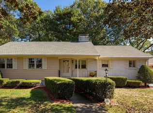 39 Walsh Ave, Stoneham, MA 02180