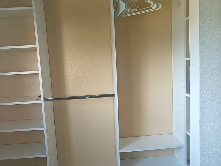 4195 Kingsley St #32 — Photo 8