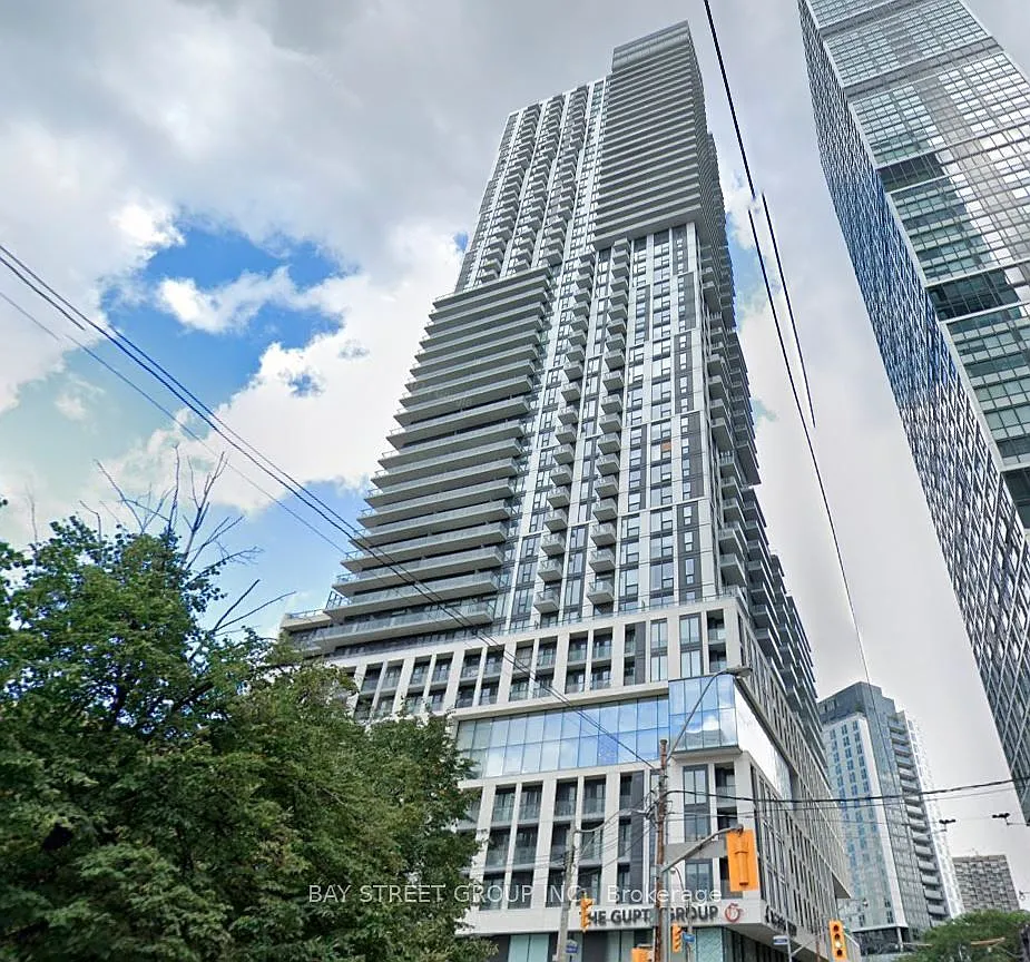 3 bed, $3,300 — Photo 1