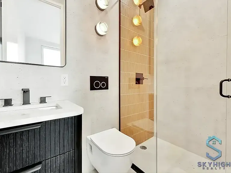1696 Pacific St #PENTHOUSE — Photo 11