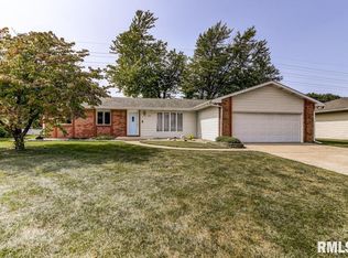 79 Roundtable Rd, Springfield, IL 62704