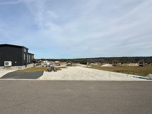 4th image of 5386 Ranch Road 1376 Rd #118