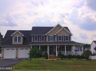 395 Roper Dr, Bowling Green, VA 22427