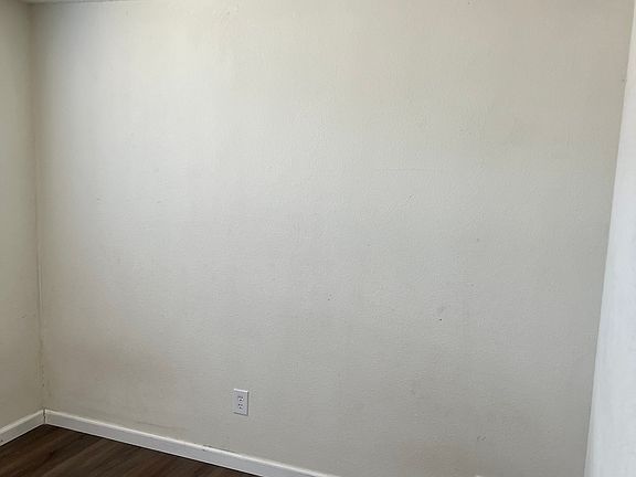 5th image of 4138 S M St #B