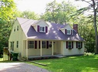 136 Newbridge Rd, Sudbury, MA 01776