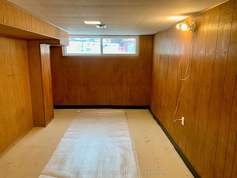 Toronto House for rent - 4 Bedrooms — photo 35