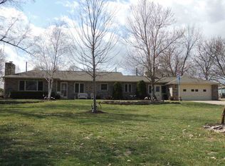 1601 3rd St, Clay Center, KS 67432