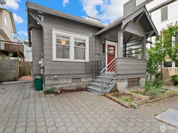2609 B SW Adams Street, Seattle, WA 98126