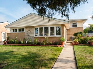 7325 W Breen St, Niles, IL 60714
