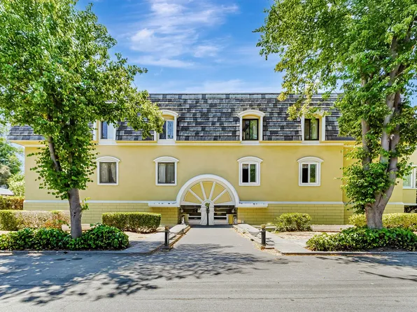 500 Fulton St APT 201, Palo Alto, CA 94301