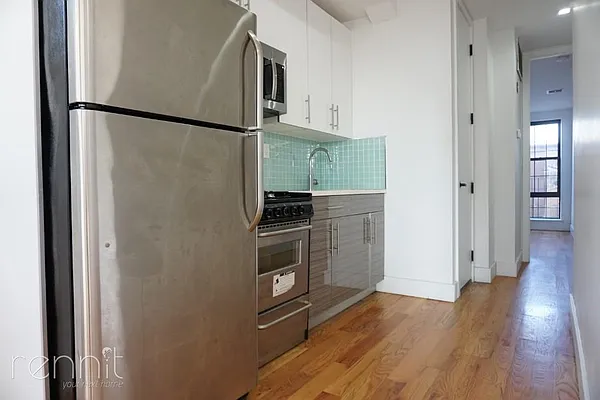 Rented by Rennit Inc. | media 45