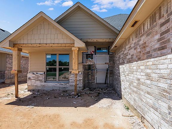 2nd image of 5105 Vine Cliff Rd