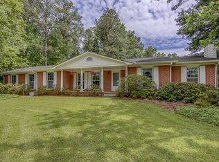 386 Bernhard Rd, Fayetteville, GA 30215