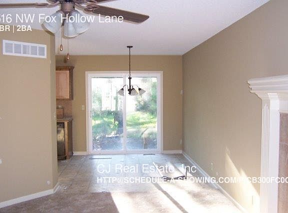 3rd image of 516 NW Fox Hollow Ln