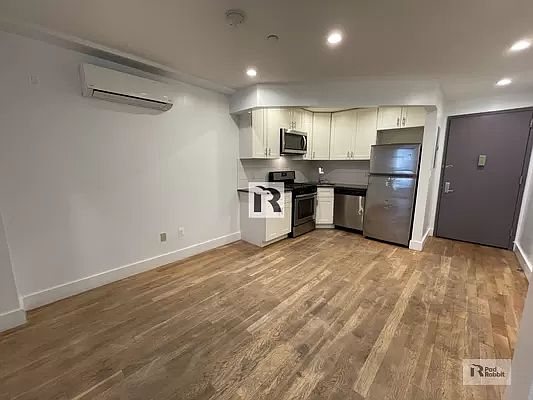 3rd image of 69 Granite St #2FF