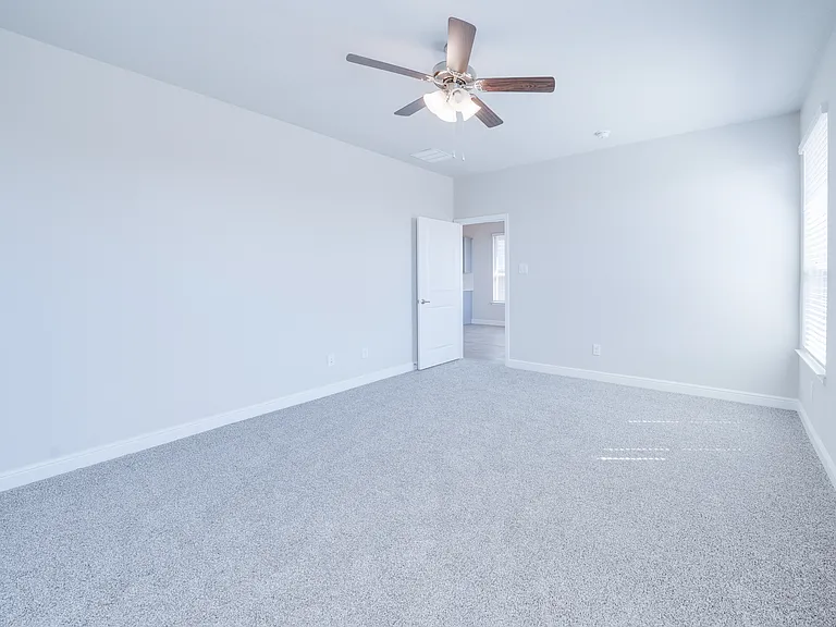 413 Roundstone Rd — Photo 12