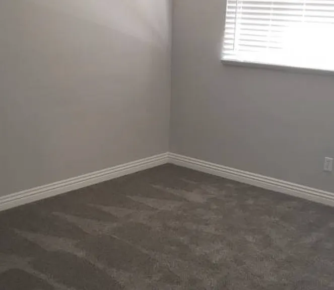Emerald Manor Apartments — Photo 30
