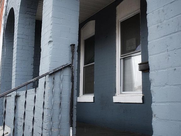 2nd image of 302 N Rodney St