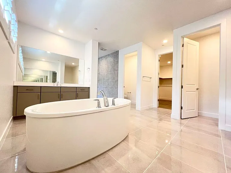10743 Patina Hills Ct — Photo 34