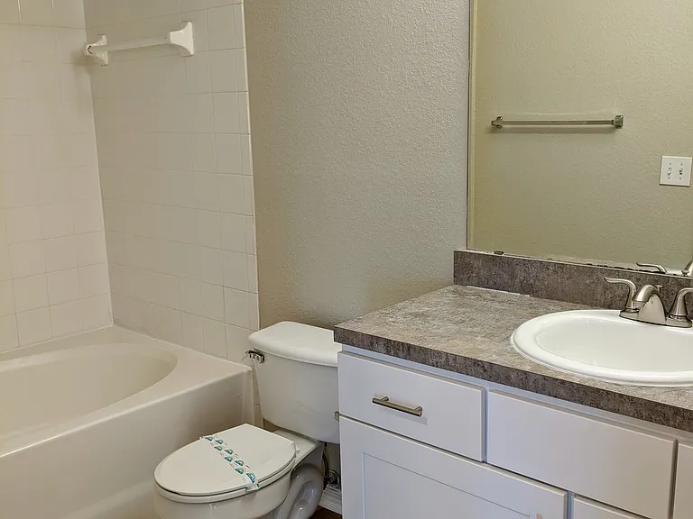 6236 Avignon Ct #6-6236-303 — Photo 3