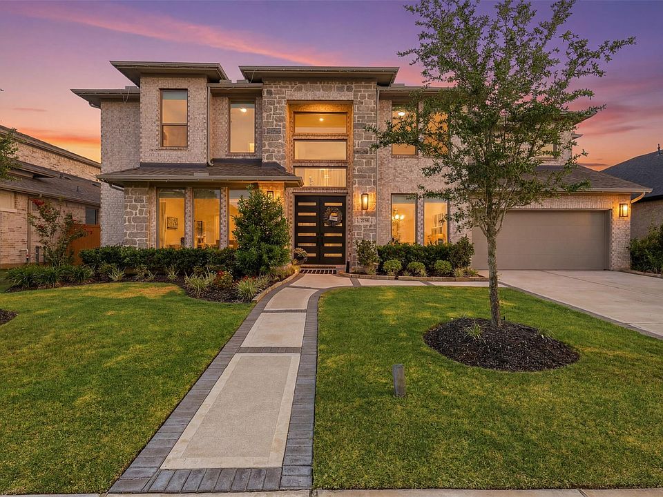 1st image of 24711 Celestial Lily Dr