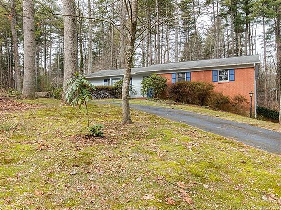 2nd image of 135 Haywood Knolls Dr