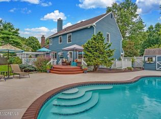 4 Oak Tree Ln, Ocean, NJ 07712