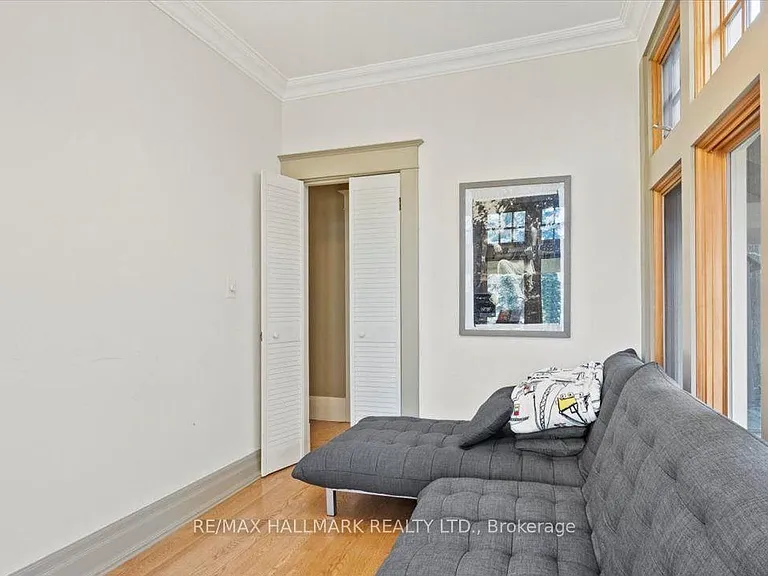 100 Warden Ave — Photo 17