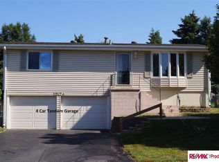 15174 Z St, Omaha, NE 68137