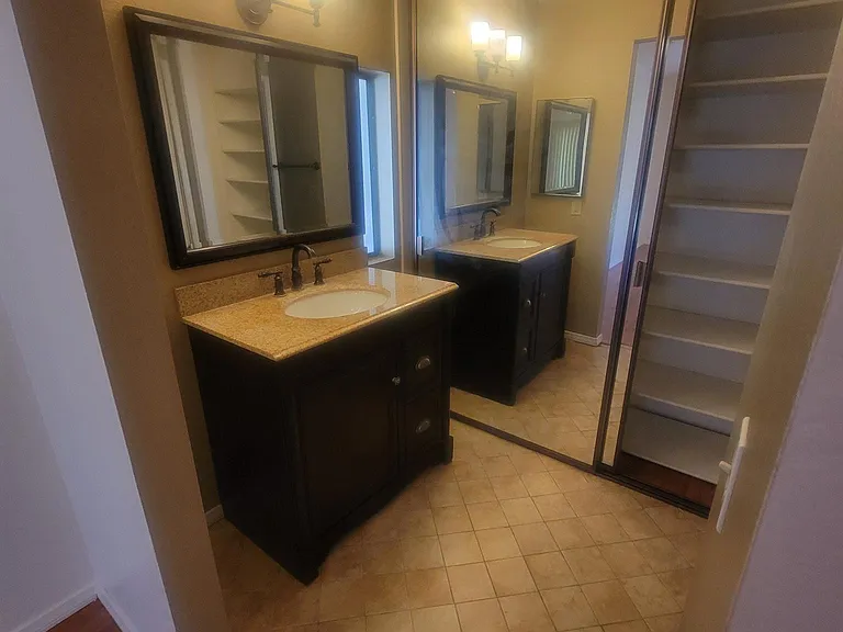 908 Cimarron Dr — Photo 11