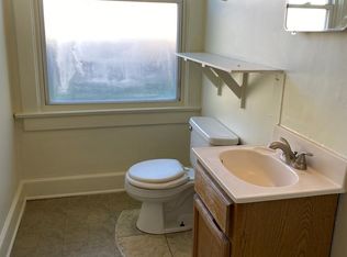 1347 Center Ave, Janesville, WI 53546