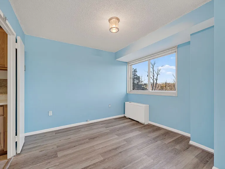 2500 N Van Dorn St #223-1 — Photo 8