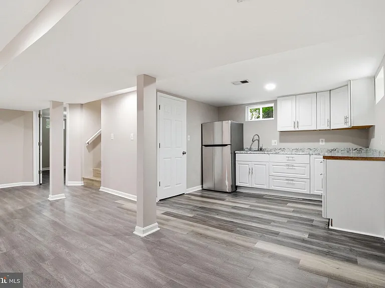 13206 Staggs Ct — Photo 24