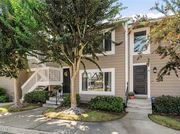 700 W Walnut Ave APT 15, Orange, CA 92868