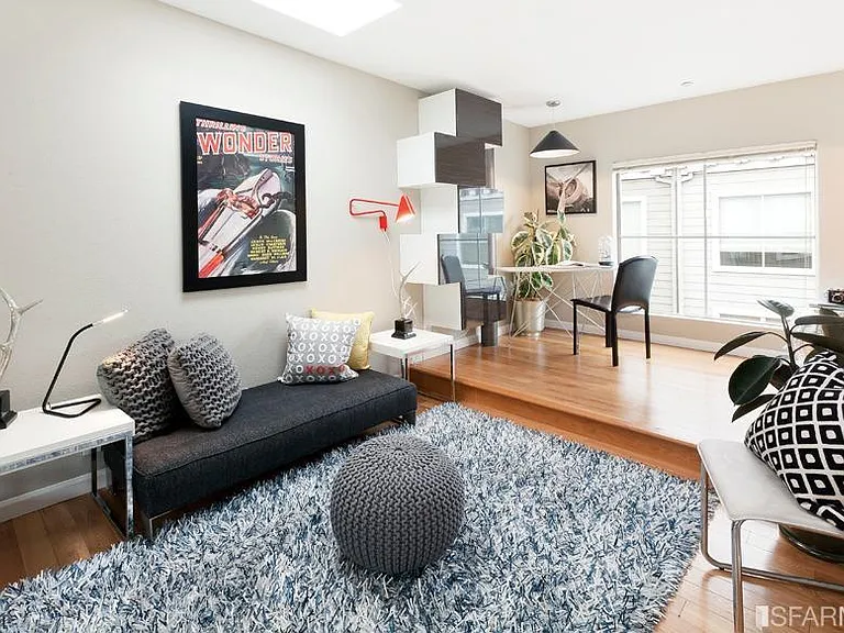 6 Jennifer Pl — Photo 8