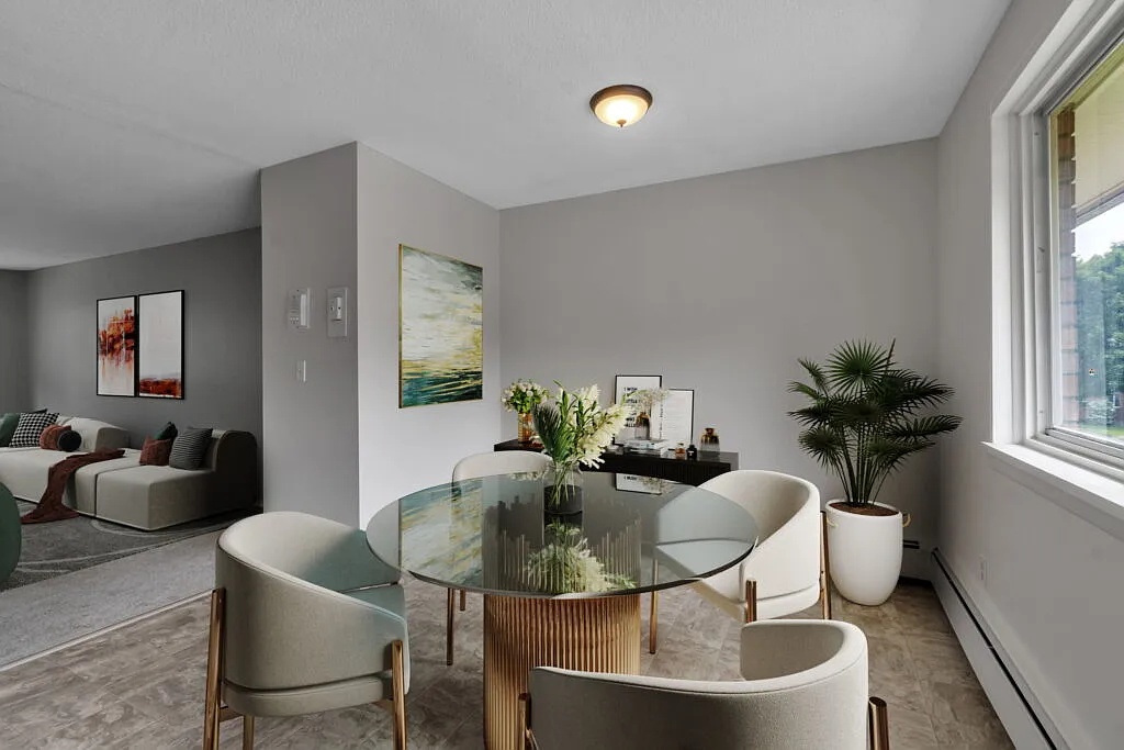 Portland Manor — Photo 2