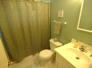 4716 W 111th St, Bloomington, MN 55437