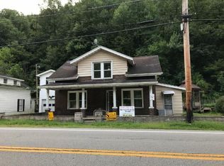 2267 Pond Creek Rd, Mc Andrews, KY 41543